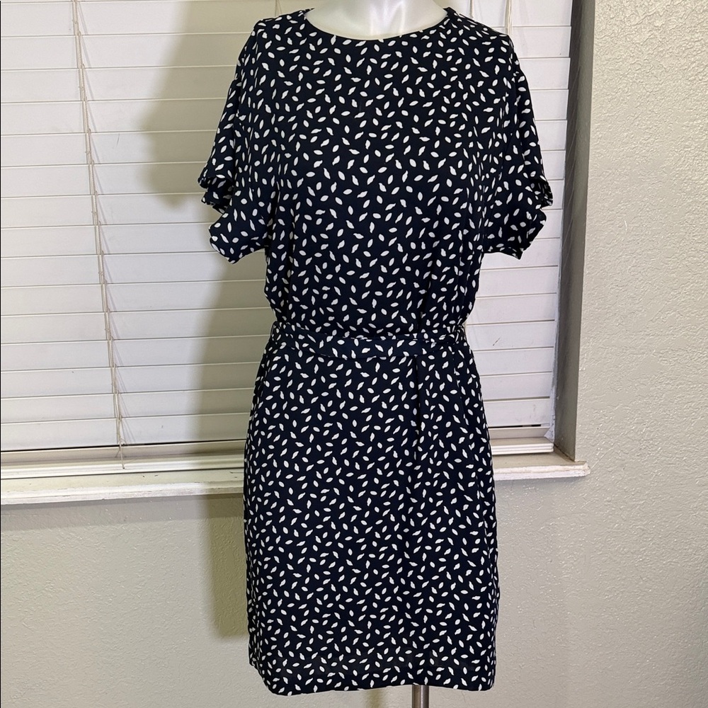 H&M Navy Blue and White Patterned Dress